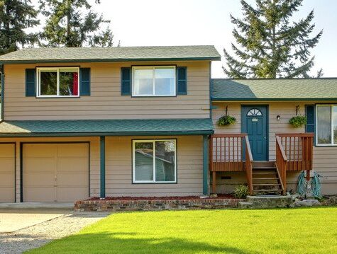 House exterior. Front yard